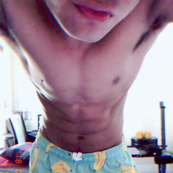 Meet your Posher, Richard - Picture 1 of 1